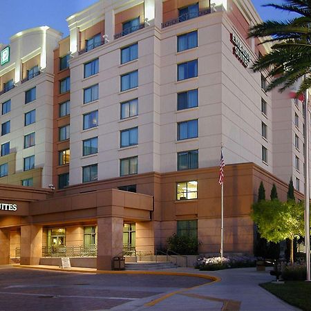 Embassy Suites By Hilton Sacramento Riverfront Promenade Екстериор снимка