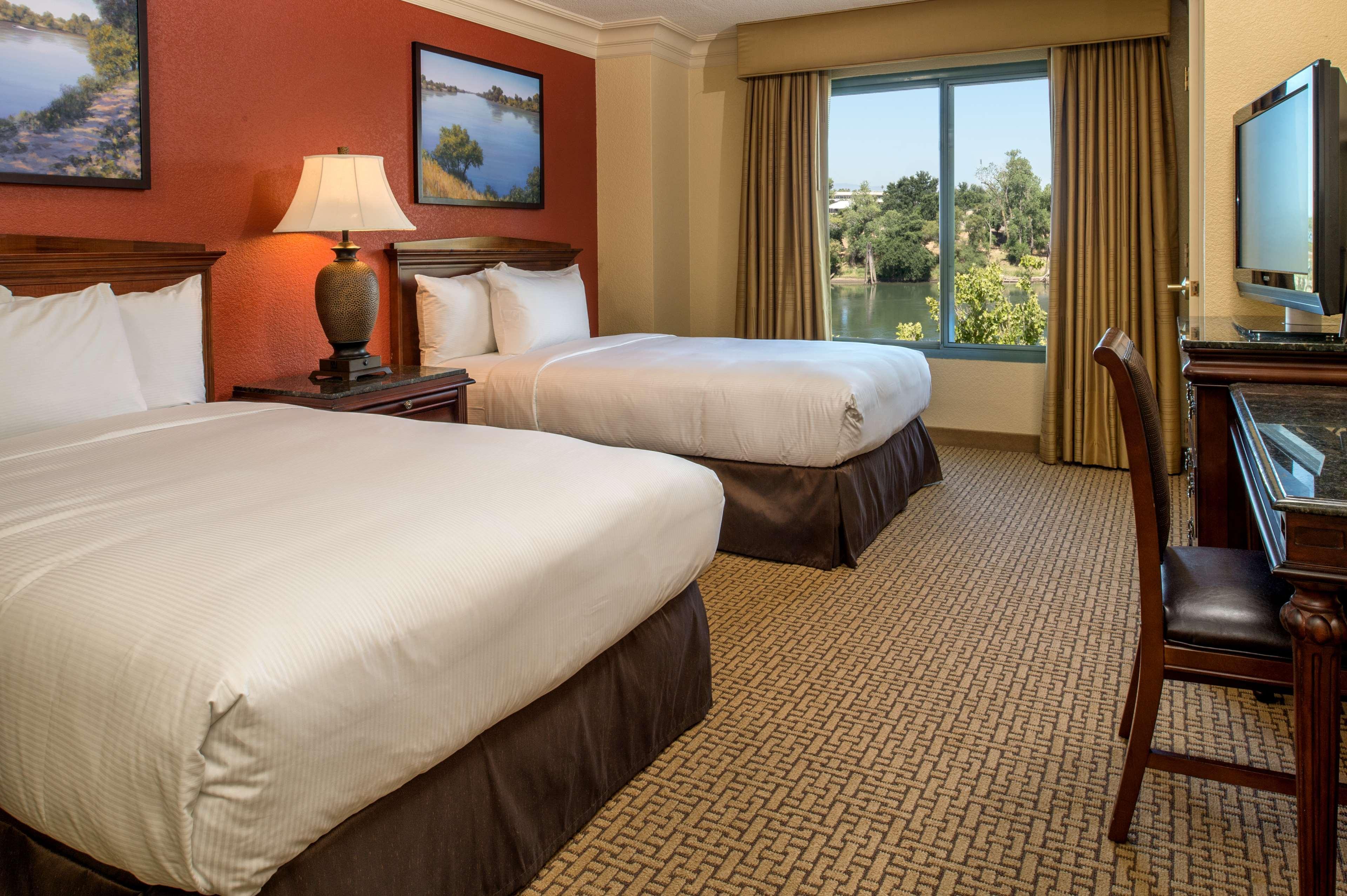 Embassy Suites By Hilton Sacramento Riverfront Promenade Екстериор снимка