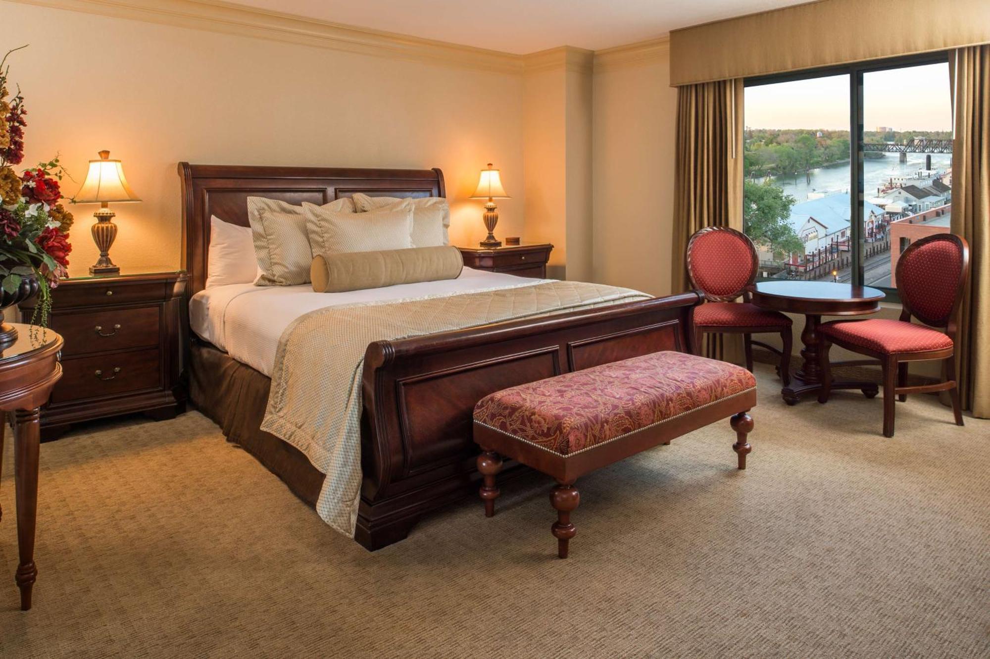 Embassy Suites By Hilton Sacramento Riverfront Promenade Екстериор снимка