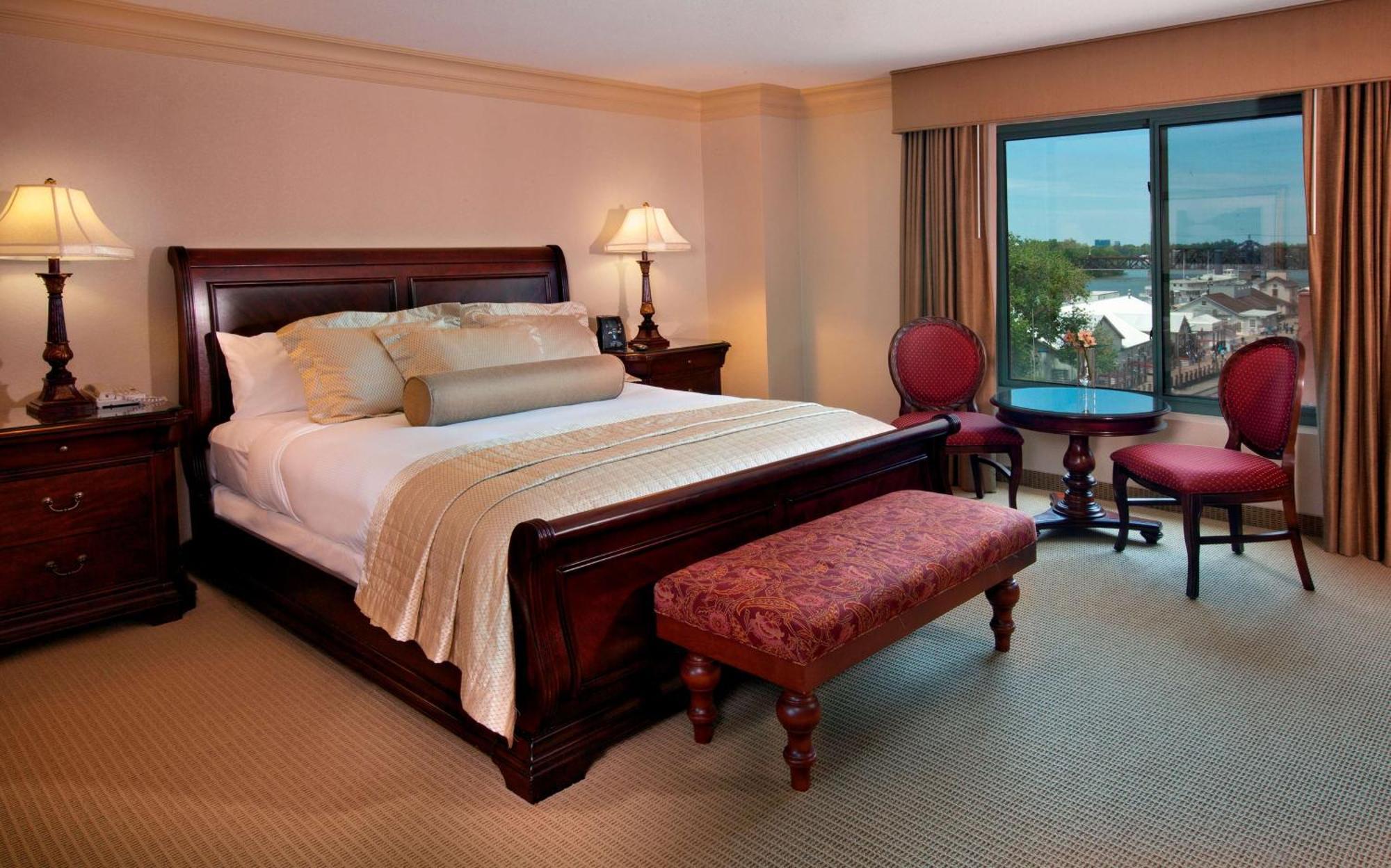Embassy Suites By Hilton Sacramento Riverfront Promenade Екстериор снимка
