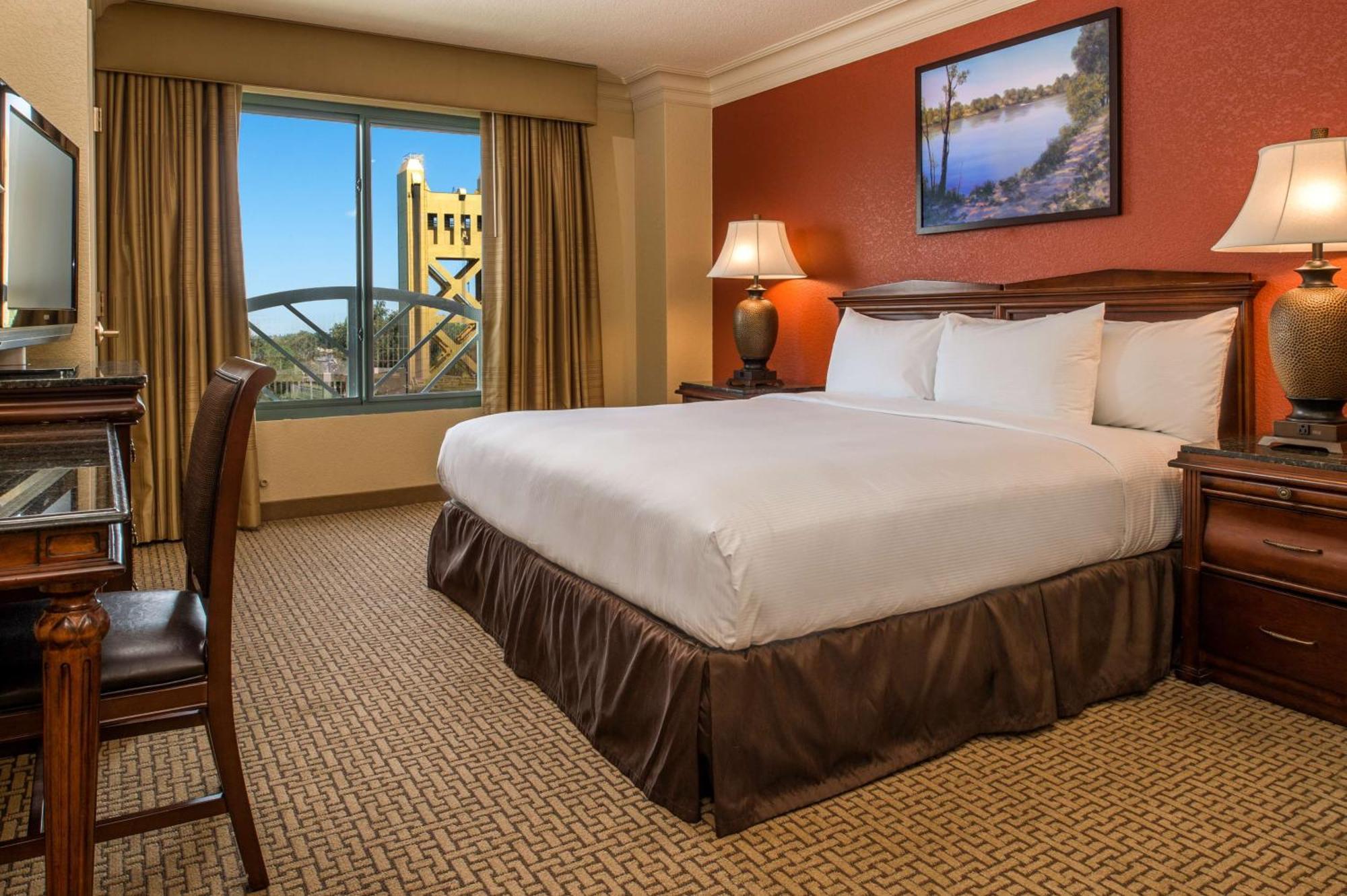 Embassy Suites By Hilton Sacramento Riverfront Promenade Екстериор снимка