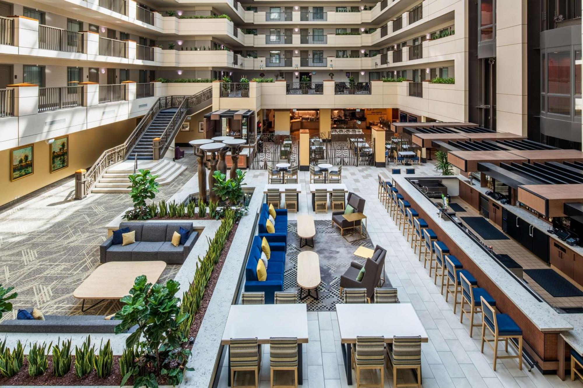 Embassy Suites By Hilton Sacramento Riverfront Promenade Екстериор снимка